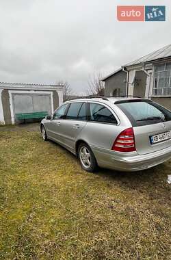 Универсал Mercedes-Benz C-Class 2004 в 