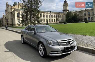 Mercedes-Benz C-Class 2011 Mercedes-Benz C-Class 2011