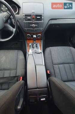Седан Mercedes-Benz C-Class 2007 в 