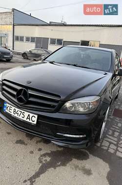 Mercedes-Benz C-Class 2011 Mercedes-Benz C-Class 2011