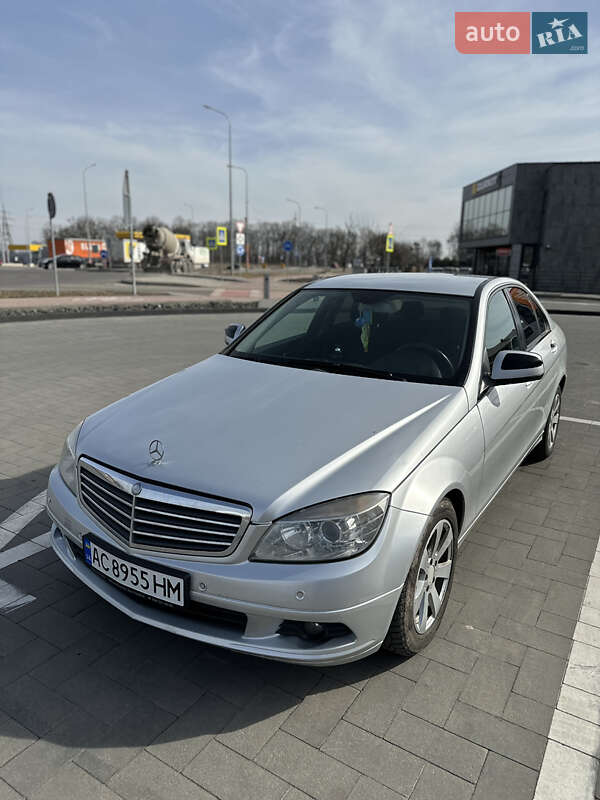 Седан Mercedes-Benz C-Class 2008 в 