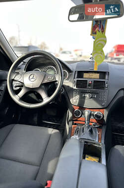 Седан Mercedes-Benz C-Class 2008 в 