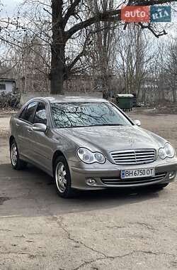 Седан Mercedes-Benz C-Class 2006 в 