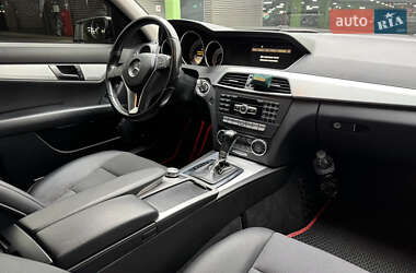 Седан Mercedes-Benz C-Class 2011 в 