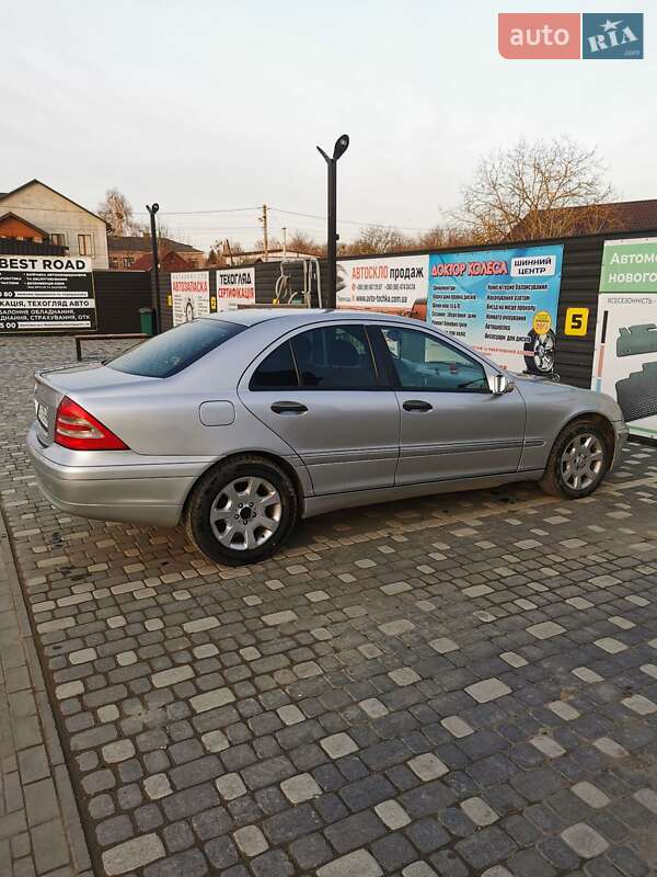 Седан Mercedes-Benz C-Class 2000 в Шепетовке