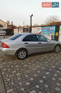 Седан Mercedes-Benz C-Class 2000 в 