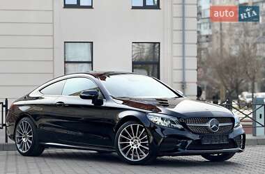 Купе Mercedes-Benz C-Class 2019 в 