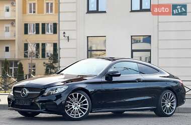 Купе Mercedes-Benz C-Class 2019 в 