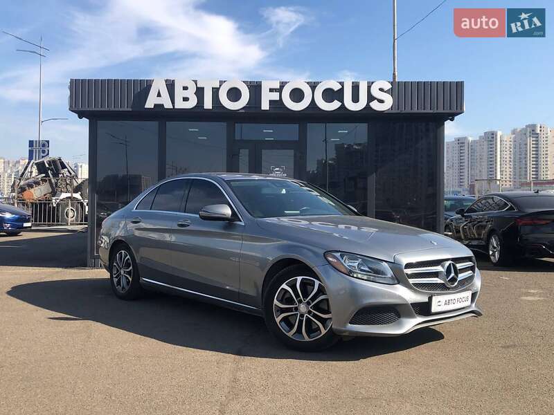 Седан Mercedes-Benz C-Class 2015 в Києві