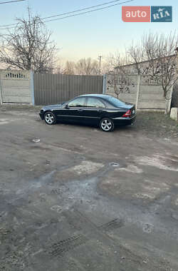 Седан Mercedes-Benz C-Class 2000 в 
