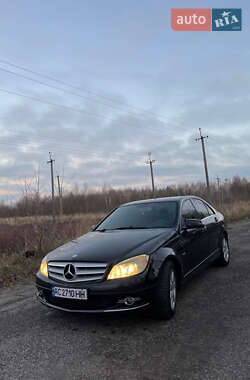 Mercedes-Benz C-Class 2011