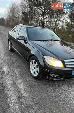 Седан Mercedes-Benz C-Class 2011 в 