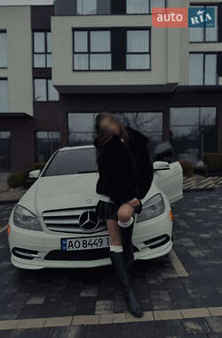 Mercedes-Benz C-Class 2010