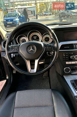 Універсал Mercedes-Benz C-Class 2012 в Черкасах