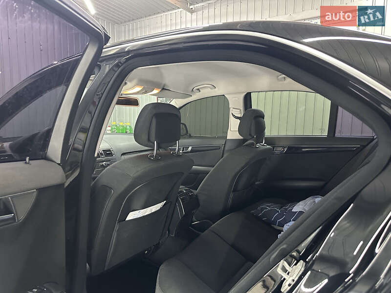 Седан Mercedes-Benz C-Class 2007 в Одессе