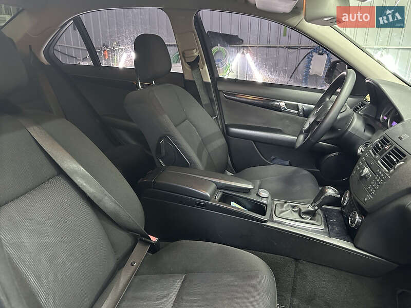 Седан Mercedes-Benz C-Class 2007 в Одессе