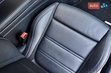 Купе Mercedes-Benz C-Class 2019 в 
