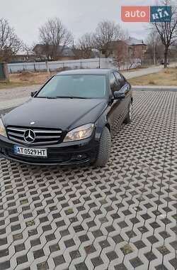 Седан Mercedes-Benz C-Class 2009 в Ивано-Франковске