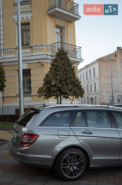 Универсал Mercedes-Benz C-Class 2008 в 
