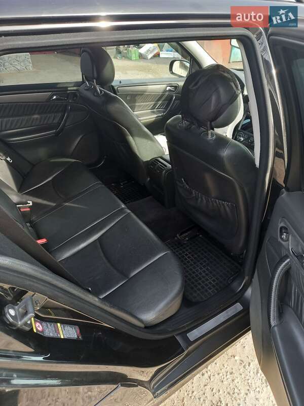 Универсал Mercedes-Benz C-Class 2006 в Измаиле