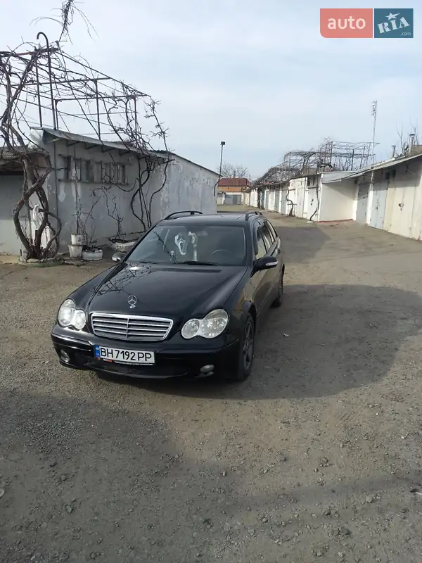 Mercedes-Benz C-Class