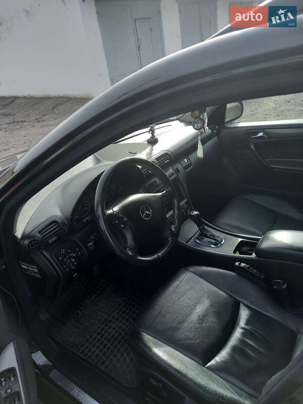 Универсал Mercedes-Benz C-Class 2006 в Измаиле