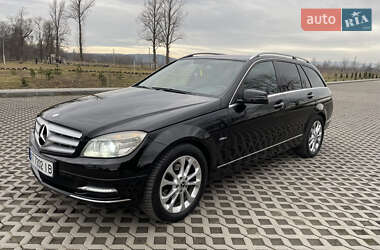 Mercedes-Benz C-Class 2010 Mercedes-Benz C-Class 2010