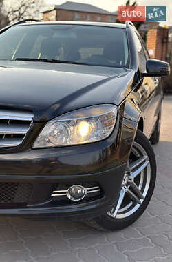 Mercedes-Benz C-Class 2009