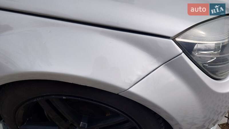 Седан Mercedes-Benz C-Class 2010 в Харкові