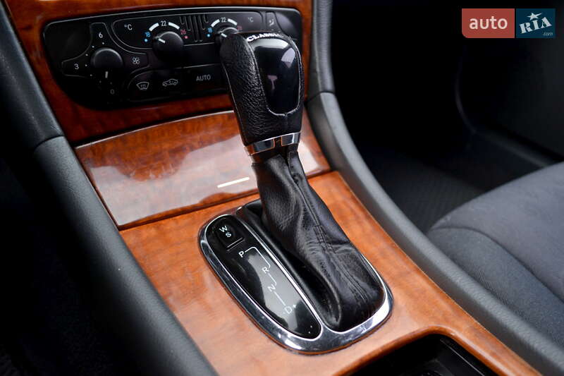 Седан Mercedes-Benz C-Class 2003 в Бердичеве