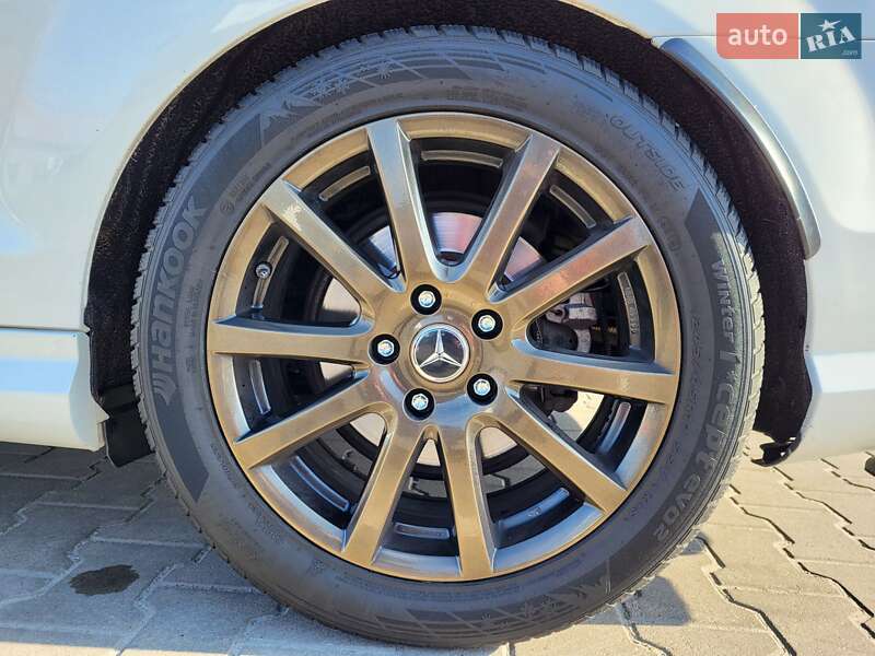 Купе Mercedes-Benz C-Class 2013 в Киеве