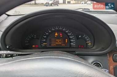 Седан Mercedes-Benz C-Class 2003 в 