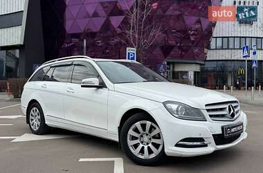 Універсал Mercedes-Benz C-Class 2013 в Києві