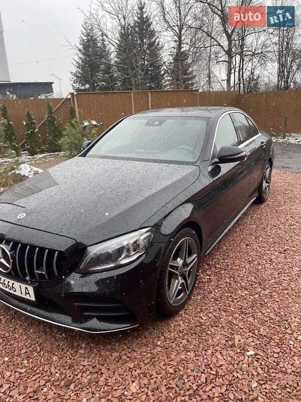 Седан Mercedes-Benz C-Class 2019 в Мостиске