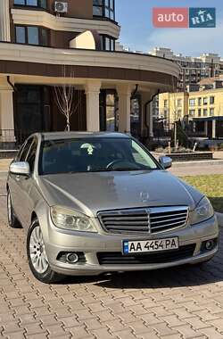 Седан Mercedes-Benz C-Class 2008 в 