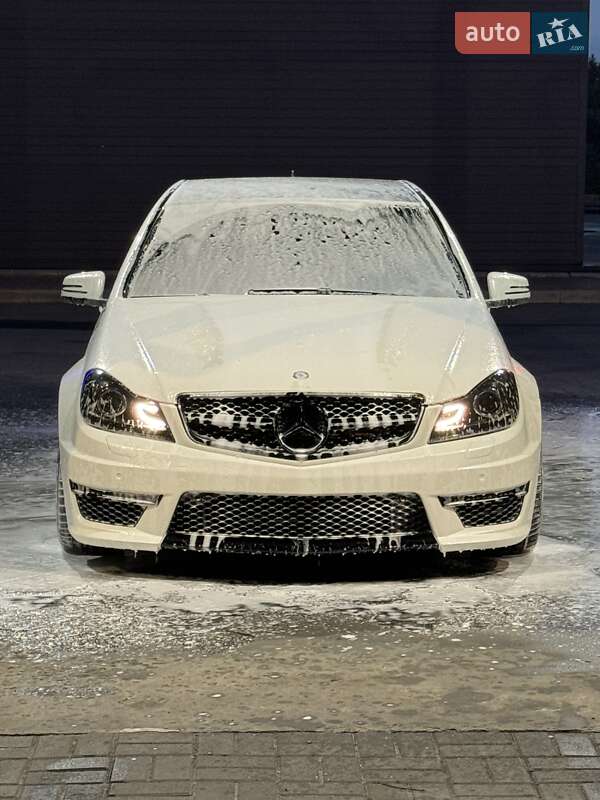 Седан Mercedes-Benz C-Class 2013 в 