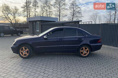 Седан Mercedes-Benz C-Class 2002 в 