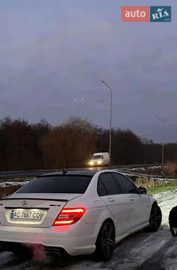 Mercedes-Benz C-Class 2011 Mercedes-Benz C-Class 2011