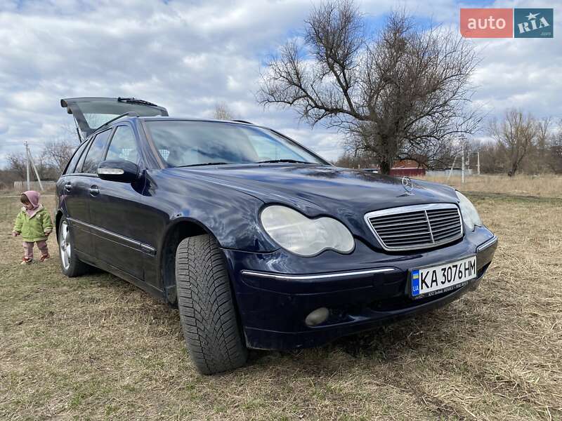 Универсал Mercedes-Benz C-Class 2002 в Днепре