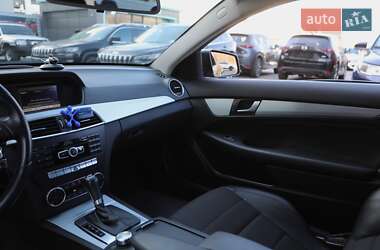 Купе Mercedes-Benz C-Class 2013 в 