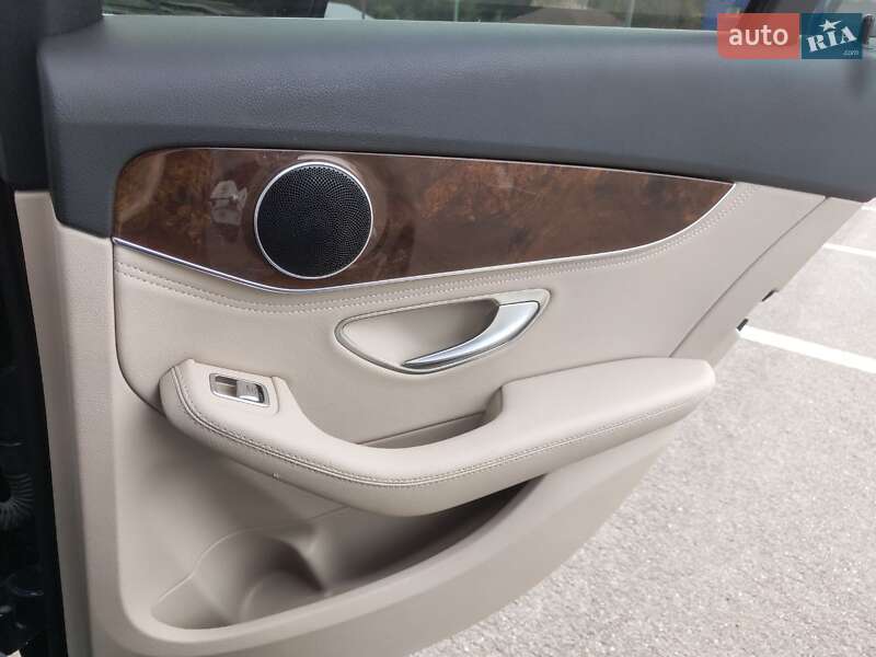 Седан Mercedes-Benz C-Class 2016 в Харькове