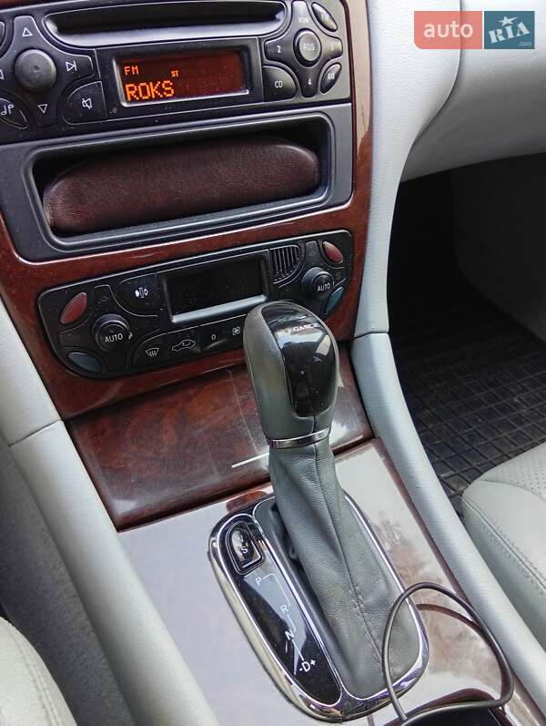 Универсал Mercedes-Benz C-Class 2001 в Киеве