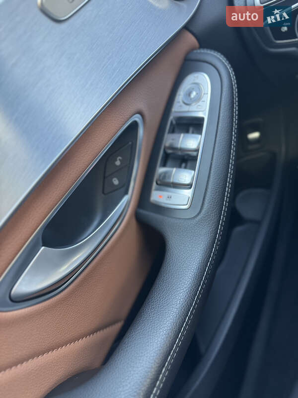 Седан Mercedes-Benz C-Class 2019 в Львові