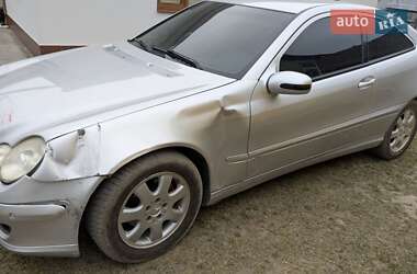 Купе Mercedes-Benz C-Class 2003 в 
