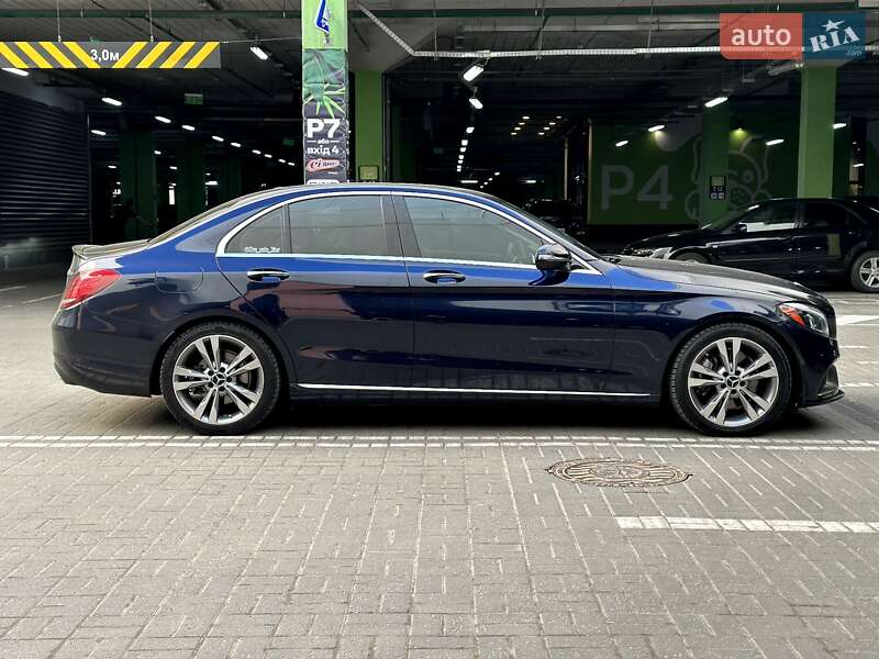 Седан Mercedes-Benz C-Class 2016 в Киеве