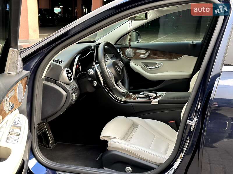 Седан Mercedes-Benz C-Class 2016 в Киеве