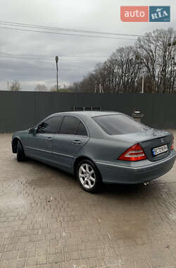 Седан Mercedes-Benz C-Class 2006 в 
