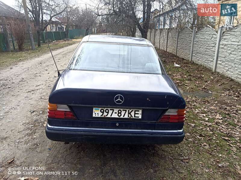 Седан Mercedes-Benz C-Class 1991 в Киеве фото 6 Седан Mercedes-Benz C-Class 1991 в Киеве