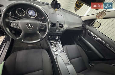 Седан Mercedes-Benz C-Class 2010 в 