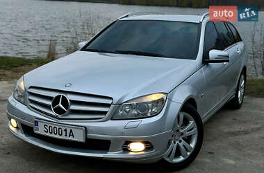 Mercedes-Benz C-Class 2010